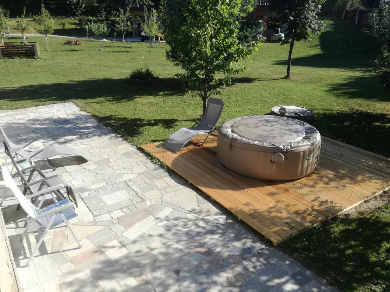 Vila Katarina Hrastenica Exteriör bild